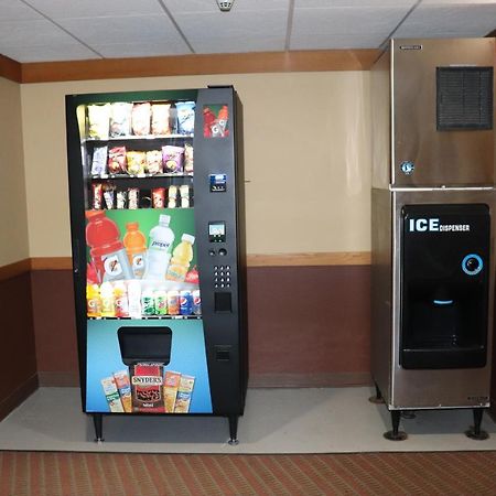 Prairie Inn Holmen La Crosse Area Екстериор снимка